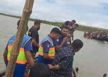 বাগেরহাটের মোংলায় মাছ ধরতে গিয়ে নিখোঁজ -১