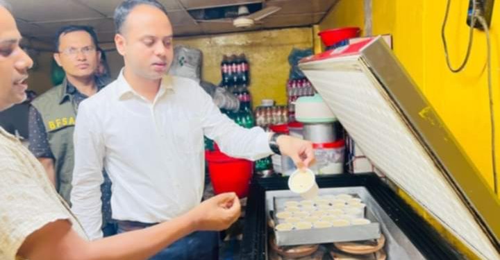 ভালুকায় তিন মিষ্টির দোকানকে জরিমানা ।