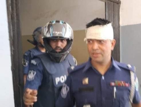 বগুড়ার শেরপুরে কোটা বিরোধী শিক্ষার্থীদের সঙ্গে পুলিশের সংঘর্ষ, পুলিশ, সাংবাদিকসহ আহত অর্ধশত।