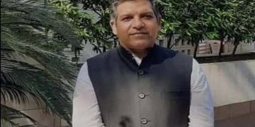 বাংলাদেশ রাজস্ব ফাঁকি মামলায় গ্রেফতারি পরোয়ানা জারির ৩৩ মাস পর আদালতে মেয়র আসিফ।