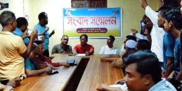 রৌমারীতে সাবেক প্রতিমন্ত্রী জাকির হোসেনের বিরুদ্ধে আ”লীগের সংবাদ সম্মেলন। 