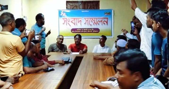 রৌমারীতে সাবেক প্রতিমন্ত্রী জাকির হোসেনের বিরুদ্ধে আ”লীগের সংবাদ সম্মেলন।