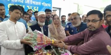 বাগেরহাট মোরেলগঞ্জে নির্বাচিত চেয়ারম্যান ও ভাইস চেয়ারম্যানদের দায়িত্ব গ্রহণ।