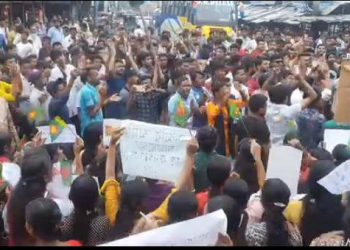 জয়পুরহাটে হিন্দু সম্প্রদায়ের বিক্ষোভ মিছিল ও সমাবেশ।