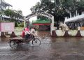 বাগেরহাটের বৃষ্টিতে তলিয়েছে রাস্তা-ঘাট,ভোগান্তি চরমে।