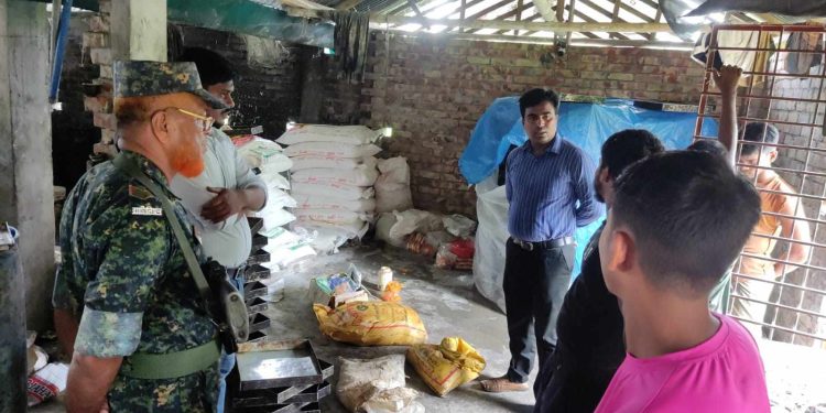 বাগেরহাটে বিভিন্ন অনিয়মের অভিযোগে ভোক্তা অধিকার ১টি প্রতিষ্ঠানকে ৩০,০০০/- টাকা জরিমানা করা হয়।