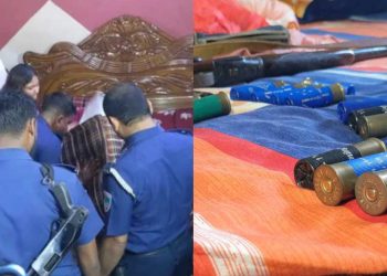 বাগেরহাটে আওয়ামীলীগ এক নেতার বাড়ি থেকে অস্ত্র ,গুলি উদ্ধার ।
