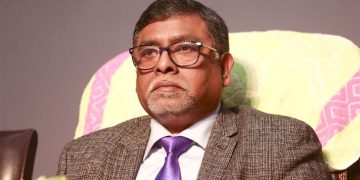 অনিয়ম-দুর্নীতি করে সম্পদের পাহাড় গড়েছেন সাবেক স্বাস্থ্যমন্ত্রী জাহিদ মালেক।