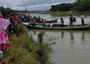 ধলেশ্বরী নদীতে নিখোঁজের একদিন পর বাবা-মেয়ের মরদেহ উদ্ধার।