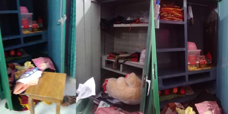 জামালপুরের মাদারগঞ্জে জহুরুল মাষ্টার দিলুর বাড়ীতে দিনেদুপুরে লুট ও ডাকাতি।