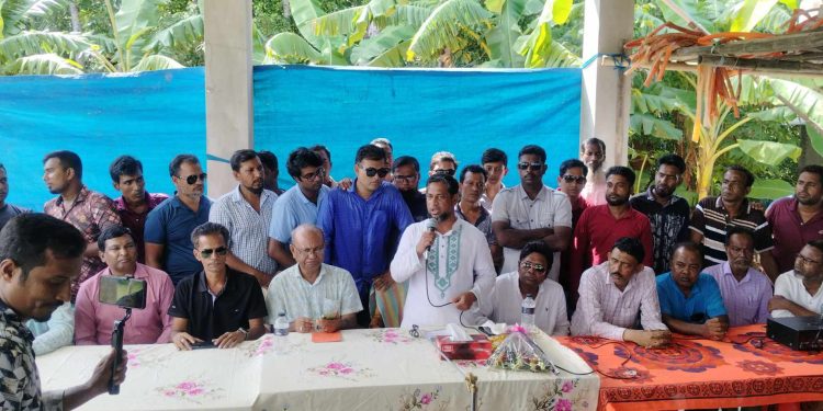 সাম্প্রদায়িক সম্প্রীতি নষ্ট করতে দেওয়া হবে না বাগেরহাটের মোংলায় কৃষিবীদ শামিমুর রহমান শামীম।