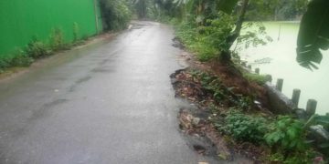 তারুটিয়া থেকে দেওলা রাস্তা সংস্কারের অভাবে সড়কের বেহাল দশা,ভোগান্তিতে হাজারও মানুষ।