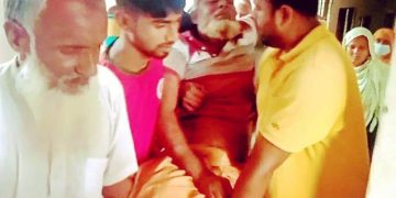 রৌমারীতে ব্যবসায়ীকে মারপিট করে টাকা ছিনতাই ।