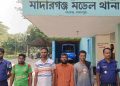 জামালপুরের মাদারগঞ্জে ওয়ারেন্টভুক্ত আসামী সহ আটক ৪