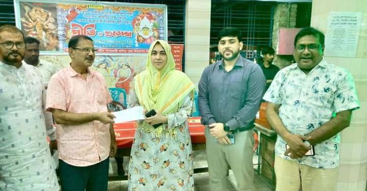 পাঁচবিবি পৌর শহরের বিভিন্ন পূজা মন্ডপ পরিদর্শন ও নগদ অর্থ প্রদান করেন উপজেলা নির্বাহী অফিসার আরিফা সুলতানা।