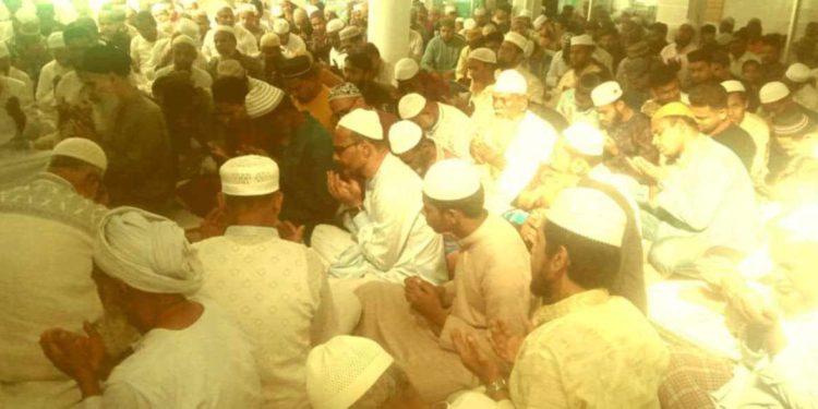 বাগেরহাটে প্রয়াত বিএনপি নেতা বাদল স্বরণে দোয়া ও মিলাদ অনুষ্ঠিত।