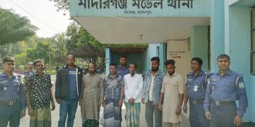 জামালপুরের মাদারগঞ্জে নাশকতা ও মাদকাসক্তসহ আটক ৭