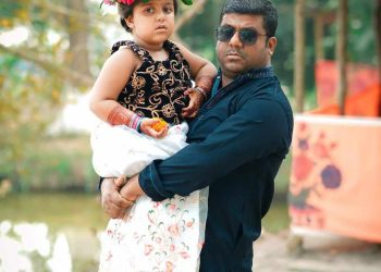 বাগেরহাটে গুলিতে নিহত বিএনপি নেতার শিশু কন্যার শশীর আহাজারী।