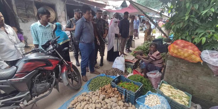 মোরেলগঞ্জে ভোক্তা অধিকার ও সেনাবাহিনীর বিশেষ অভিযান।