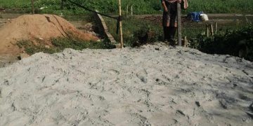 ধামরাইয়ে আওয়ামীলীগ নেতার ২ পুত্রের বিরুদ্ধে জমি ভরাটে বাধা দেয়ার অভিযোগ ।