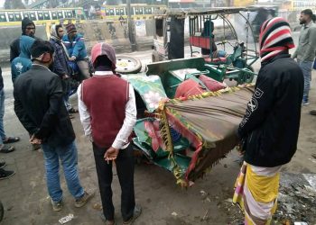 ধামরাইয়ে বাস-অটোরিক্সা সংঘর্ষে স্বামী-স্ত্রী নিহত।