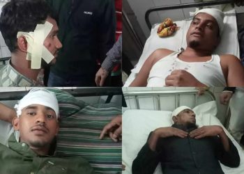 বাগেরহাটের মোল্লাহাটে বিএনপির কর্মী সমাবেশে প্রতিপক্ষের হামলায় অর্ধশত আহত।