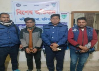 নবীগঞ্জ থানা পুলিশের অভিযানে (পাঁচ) টি গ্রেফতারী পরোয়ানাভুক্ত দীর্ঘদিনের পলাতক ডাকাত গ্রেফতার।