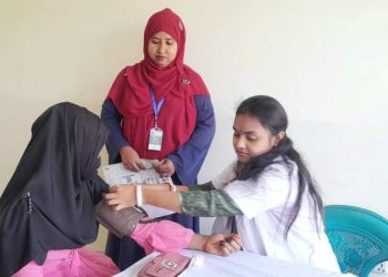 বাগেরহাট রামপালে মুক্তিযোদ্ধা জলিল স্মরণে আমাদের গ্রাম’র ফ্রি মেডিকেল ক্যাম্প।