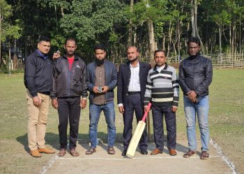 বাগেরহাটে চুলকাটিতে শহীদ জিয়া স্মৃতি ক্রিকেট টুর্নামেন্টের শুভ উদ্বোধন।