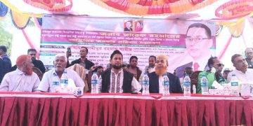 বাংলাদেশকে জনকল্যাণমূলক রাষ্ট্রে পরিণত করতে হবে রামপালের জনসভায় কেন্দ্রীয় নেতা কৃষিবিদ শামীমুর রহমান।