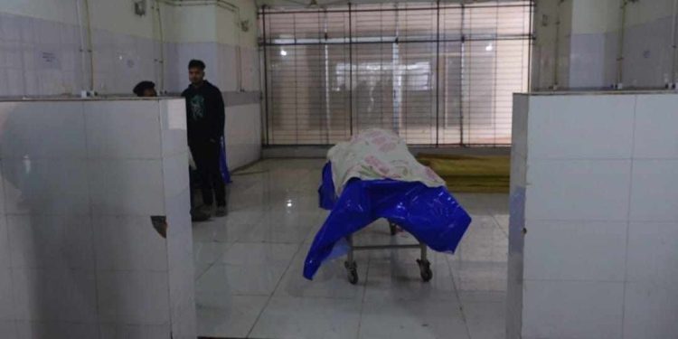 টাঙ্গাইলে সড়ক দুর্ঘটনায় সিএনজি চালকসহ নিহত ২