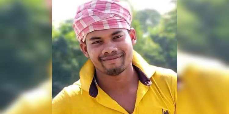 বাগেরহাটের শরণখোলায় রড বোঝাই ট্রলি চাপায় চালক নিহত।