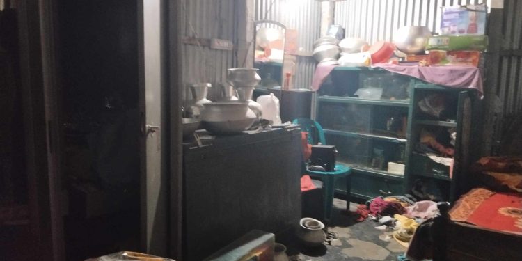 দেলদুয়ারে বীর মুক্তিযোদ্ধার বাড়িতে চুরি,থানায় অভিযোগ।