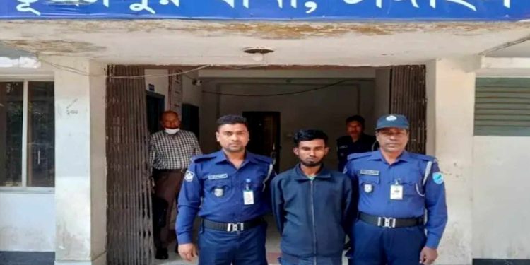 ভূঞাপুরে নিষিদ্ধ সংগঠন ছাত্রলীগের ১ কর্মী গ্রেফতার।