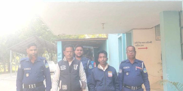 জামালপুরের মাদারগঞ্জে নাশকতা মামলায় সাবেক ইউপি সদস্য সহ আটক-২