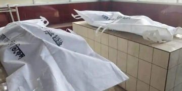 বাগেরহাটের মোংলায় সড়ক দুর্ঘটনায় নিহত ২, আহত ৩