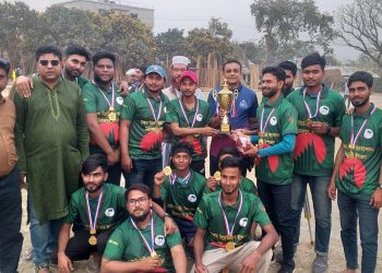 নওগাঁর নিয়ামতপুরে বৈষম্যবিরোধী ছাত্র আন্দোলন এর আয়োজনে প্রীতি ক্রিকেট ম্যাচ অনুষ্ঠিত ।