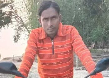 হরিরামপুর ফসলের মাঠ থেকে সাবেক যুবলীগ নেতার মরদেহ উদ্ধার।