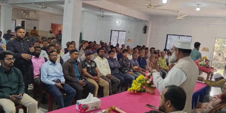 ইসলামী রাষ্ট্র প্রতিষ্ঠা হলে সকল ধর্মের মানুষই নিরাপদে থাকবে । অমুসলিম ভ্রাতৃবৃন্দের সাথে মতবিনিময় সভায় অধ্যাপক আ: বাছেদ।