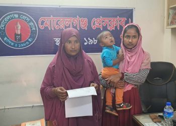 মোরেলগঞ্জে অস্ত্রেরমুখে বিধবা গৃহিনীর গরু লুটের অভিযোগ।