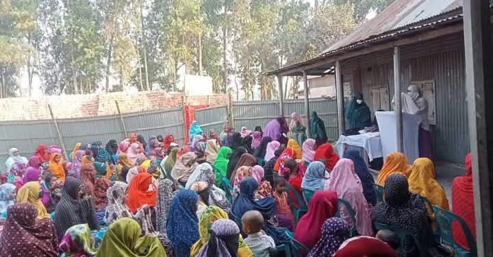 মাদারগন্জের আদারভিটায় বাংলাদেশ জামায়াতে ইসলামীর মহিলা শাখার কর্মী সন্মেলন।