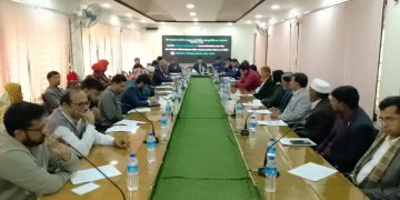 বেড়ায় আইন শৃঙ্খলা কমিটির সভায় পৌরসভার বর্জ্য ব্যবস্থাপনা নিয়ে আলোচনা হয়।