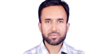 সাংবাদিক এবং অসহায় মানুষের আস্থার প্রতীক ডাঃ কামরুল ইসলাম মনা।