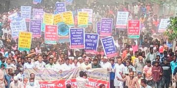 টাঙ্গাইলে ইটভাটা মালিক- শ্রমিকদের ইট উৎপাদন বন্ধের হুঁশিয়ারি।