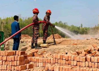 লামায় পাহাড় কাটার দায়ে FAC ইটভাটর মালিকের ৭ লাখ ১০ হাজার টাকা জরিমানা।