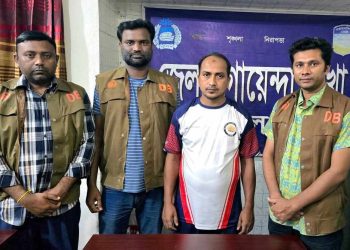 জামালপুরের মাদারগঞ্জের শতদল সমবায় সমিতি’র পরিচালক বাছেদ উত্তরা থেকে  আটক।