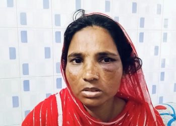 যৌতুক না পেয়ে অন্তঃসত্ত্বা স্ত্রীকে মারধরের অভিযোগ।