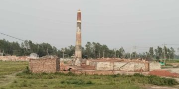 নাগরপুরে দাদনের টাকার অভিযোগে ইট ভাটা বন্ধ-বিপাকে মালিক।