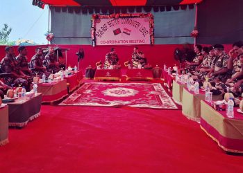 রৌমারী সীমান্তে বিজিবি ও বিএসএফ সেক্টর কমান্ডার পর্যায়ে আলোচনা সভা অনুষ্ঠিত।