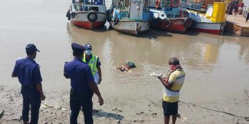 মোংলায় অজ্ঞাত ১ নারীর লাশ উদ্ধার।